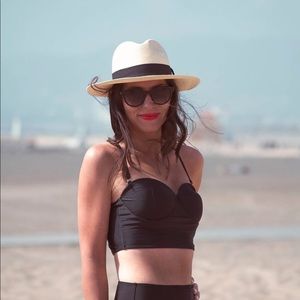 Albion fit Pin Up Swim top S